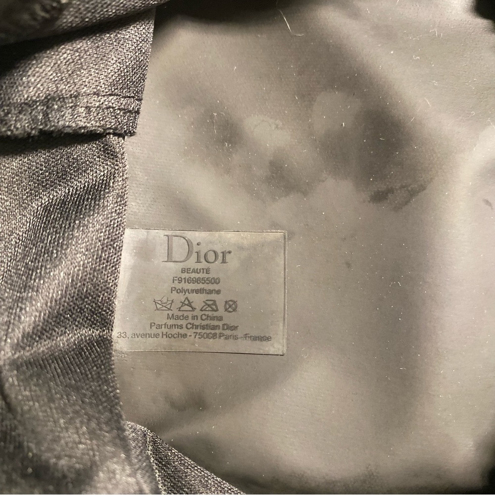 Dior Makeup Bag Red - Picture 7 of 9
